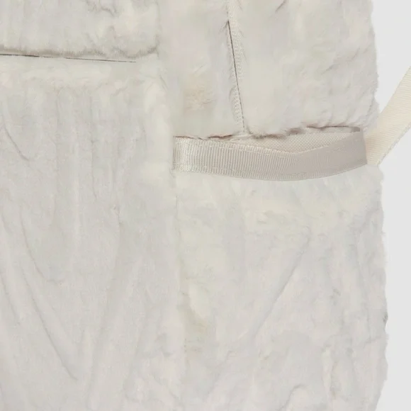 NIKE Elegant White Faux Fur Backpack - Picture 7 of 7
